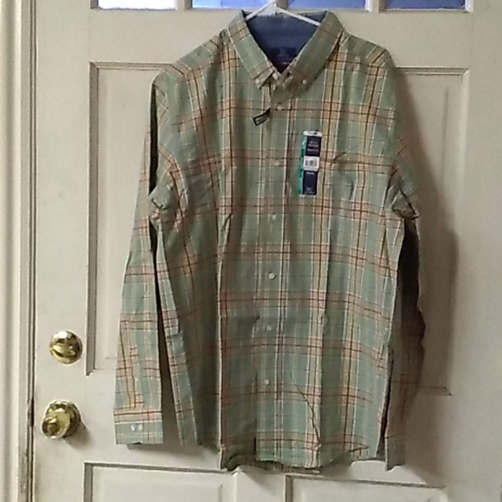 Shirts - Picture 5 of 7